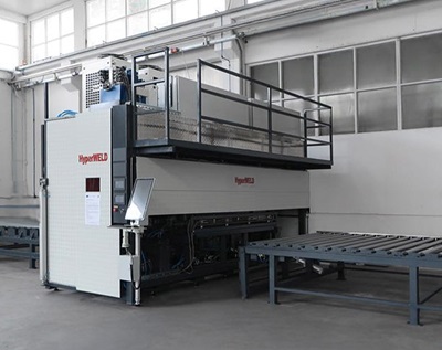 Nakup varilnega stroja