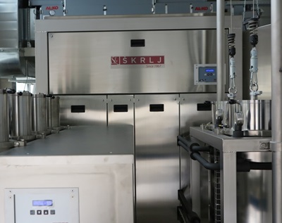 Smart Investment in Slovenian Supercritical Extraction System